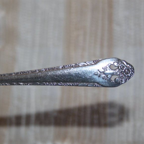 VTG HOLMES & EDWARDS SP IS '37 LOVELY LADY SOLID SERVING SPOONS SET of (4) FLATW - Picture 6 of 12